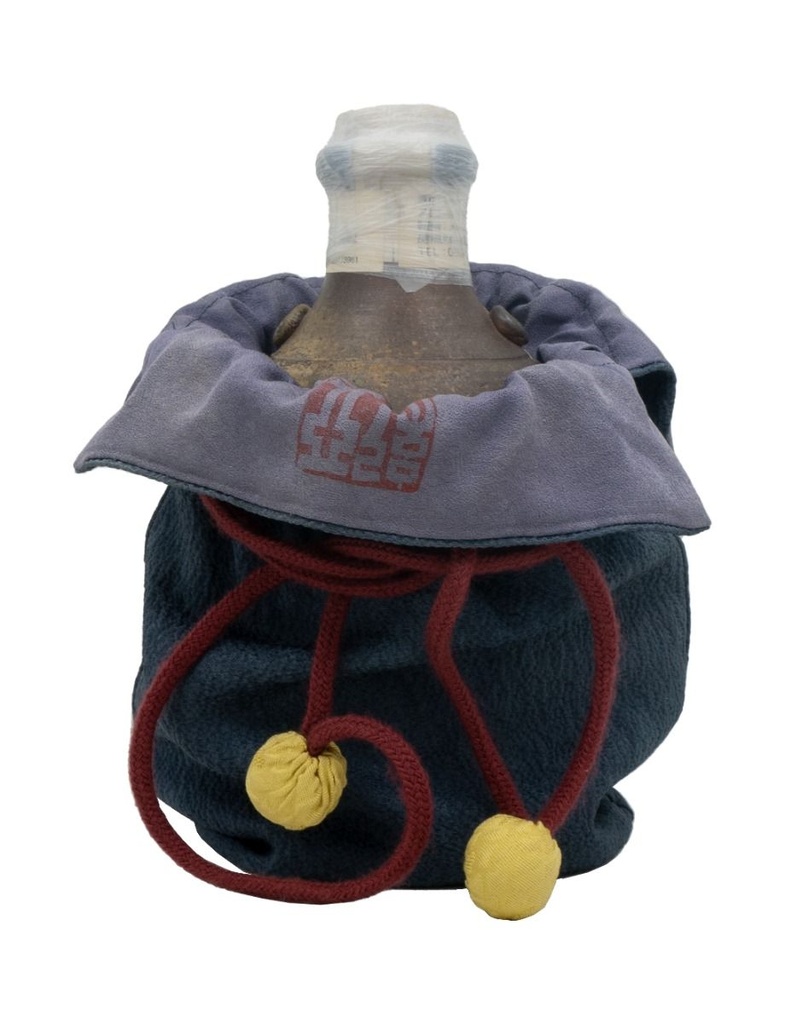 karuizawa_anicent_vase_001d.jpg